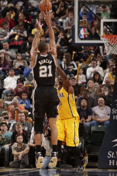 皇马客战埃尔切名单：姆巴佩、赫伊森在列，米利唐缺席（皇马客场战埃尔切大名单：姆巴佩、赫伊森入围，米利唐未随队）