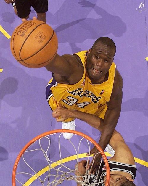 记者：足协曾上报三名欧洲教练，总局可能更相信国产主帅（记者称足协曾递交三位欧洲名帅方案，总局或更青睐本土主教练）