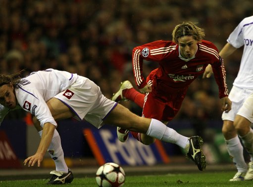 何意味？世非预生死战尼日利亚下半场前段即撤下三名首发前锋（世非预生死战，尼日利亚下半场初段连撤三名首发前锋，释放何种信号？）