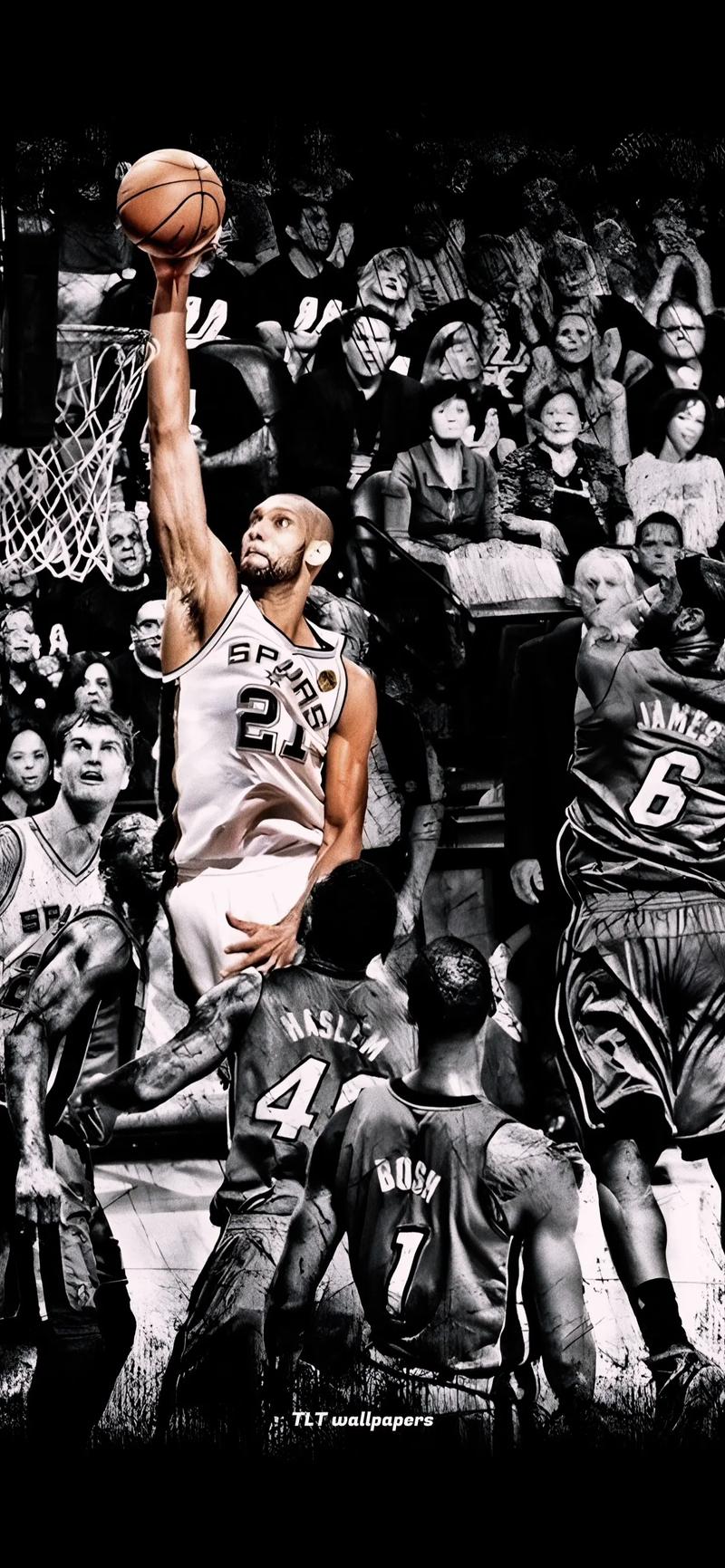 得不偿失！亚历山大-沃克最后时刻争抢手腕受伤（代价惨重！亚历山大-沃克末段拼抢导致手腕受伤）