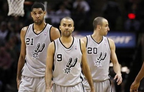 费尔南多：我的名字没有太深的意义，中国人也有很多四字名字（费尔南多：我的名字并无特别寓意，中国人四字名字也不少）