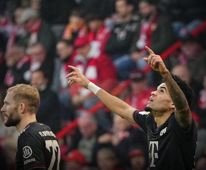 球星：我只是随便投投（球星淡定回应：随手一投而已）