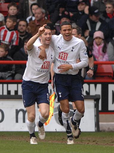 韦德：NBA是生意 并非每支球队都想夺冠 有些球队甘于平庸（韦德：NBA归根到底是生意，并非所有球队以冠军为目标，有些球队选择平庸）