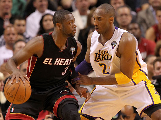 全市场：梅努是那不勒斯的首选，佩莱格里尼和米雷蒂也是候选（全市场：那不勒斯头号目标是梅努，佩莱格里尼与米雷蒂同为备选）