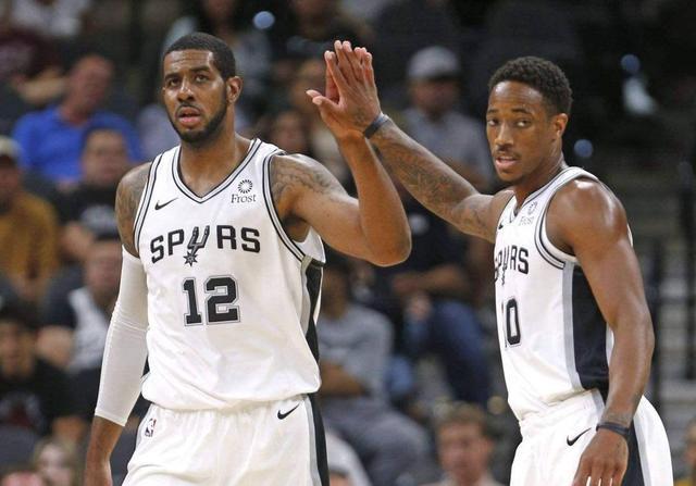 官方：邓弗里斯退出本期国家队集训，将直接返回俱乐部（官方宣布：邓弗里斯缺席本期国家队集训，随即返回俱乐部）