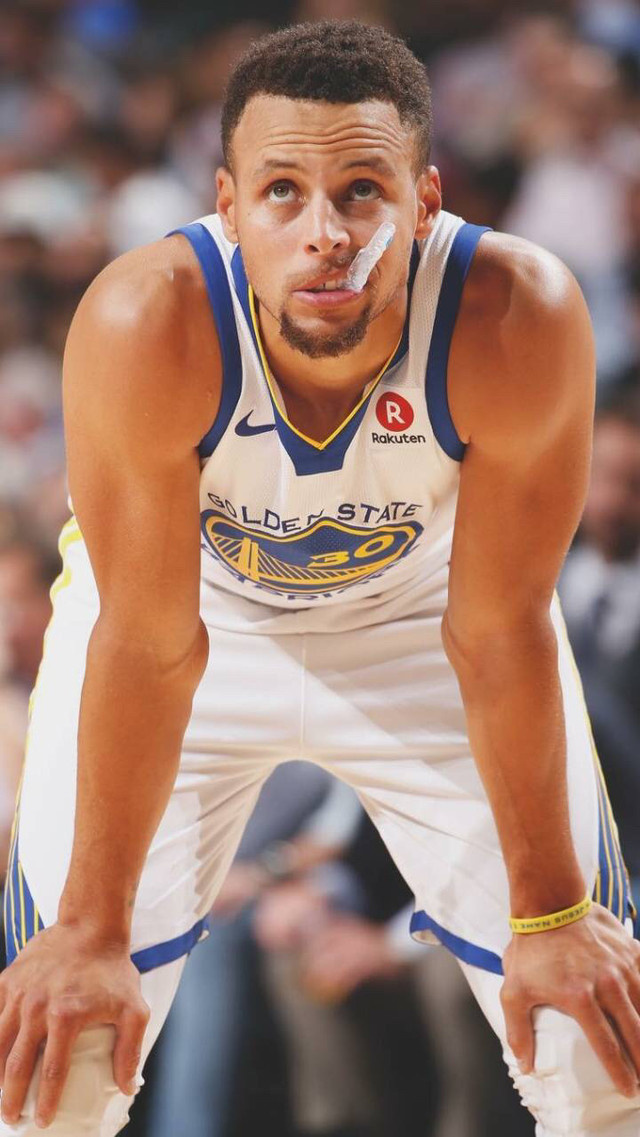 这次快攻完全是闪电速度（这次快攻疾如闪电）