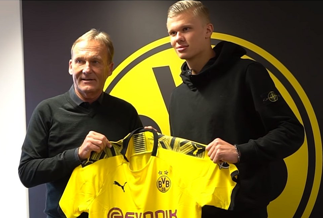 国王杯16强抽签在即！皇马将战低级别联赛球队 单回合淘汰赛制引关注（国王杯16强抽签临近：皇马将迎战低级别对手，单回合淘汰制成焦点）