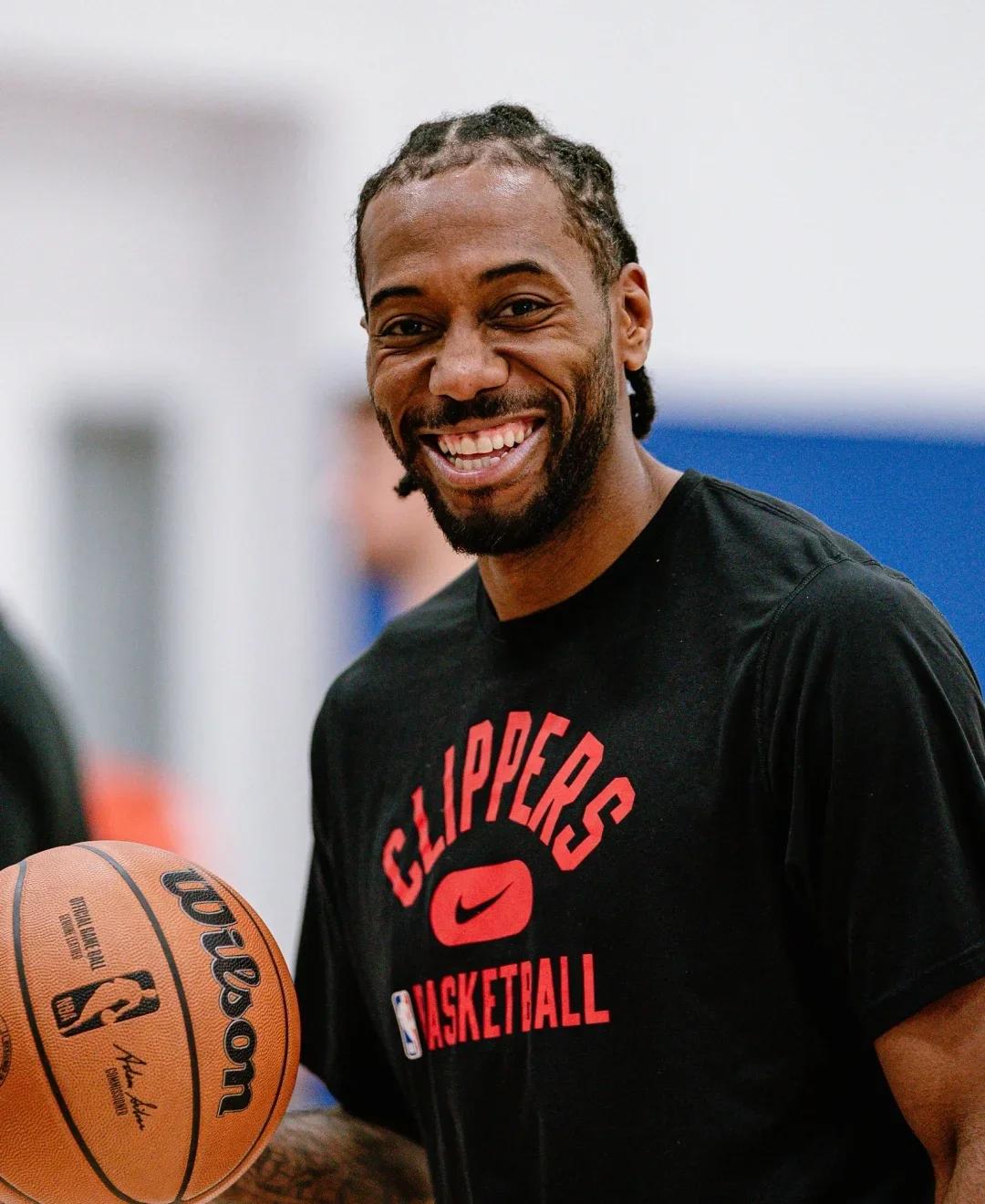 足球欧洲豪门中场爆发，连续三场送助攻（欧洲豪门中场状态火热，三场连送助攻）