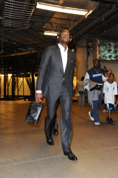 消息人士透露，拜仁对从曼联挖角充满信心，双方已就一月份的重磅交易展开谈判。（知情人士称拜仁有信心从曼联引援，一月重磅交易谈判已开启）