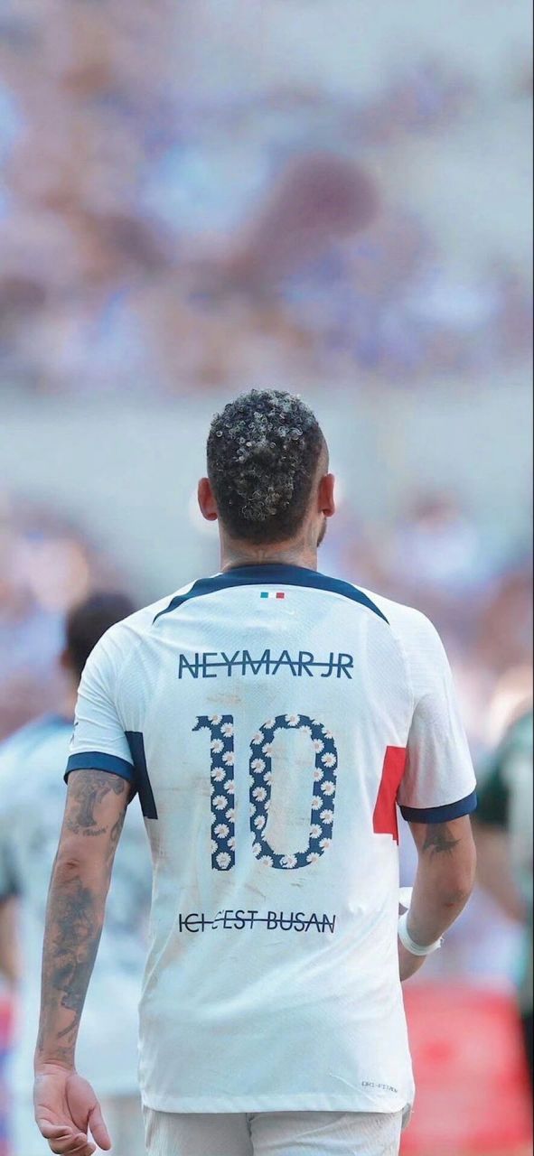 奥尼尔：东契奇没速度没爆发力但总能把对手打爆，我不懂（奥尼尔：东契奇速度爆发力普通却屡屡打爆对手，让我难以理解）