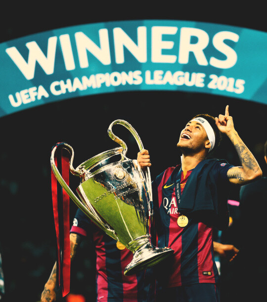 天空：曼联1月不会积极出售齐尔克泽，最近他发挥了一些作用（天空：曼联今冬不打算主动出售齐尔克泽，近期他确有贡献）