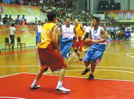 卢：卡登正恢复到健康状态 我们必须成为把自己拉出困境的人！（泰伦·卢：卡登组合逐步恢复健康，我们必须靠自己走出低谷）