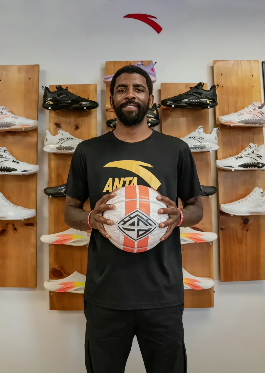 半场战报：摩纳哥2-1帕福斯，南野拓实、巴洛贡破门（半场速递：摩纳哥2-1领先帕福斯，南野拓实、巴洛贡建功）