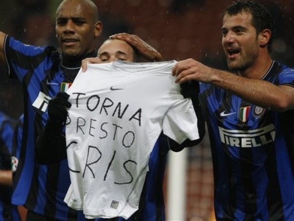 普通人踢球，先解决这个问题（业余球友踢球，先搞定这一关键点）