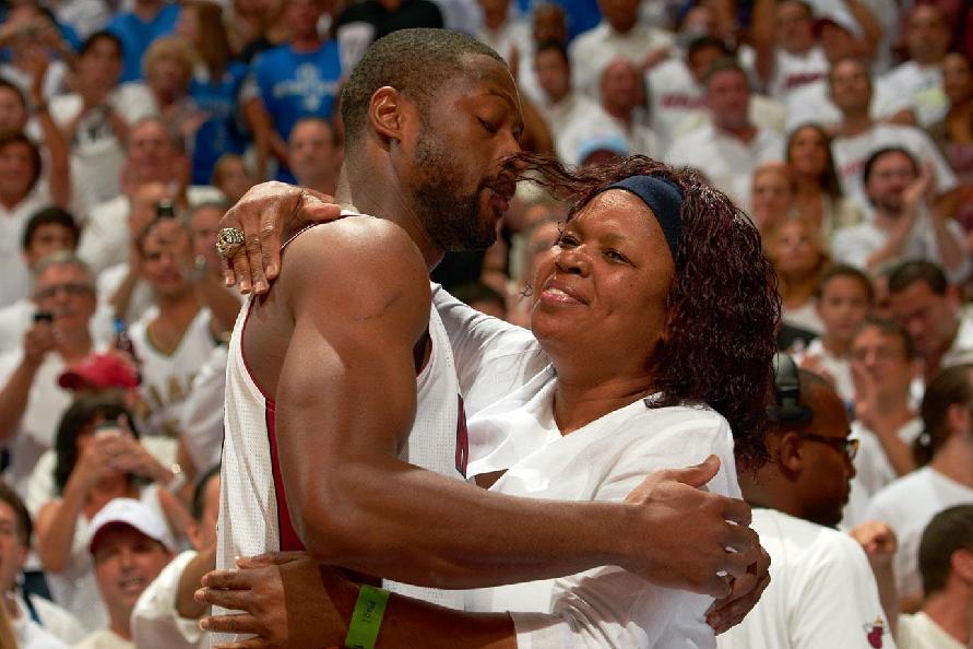 姆巴佩新赛季6次禁区外远射破门，位列五大联赛第一（姆巴佩新赛季禁区外远射斩获6球，五大联赛居首）